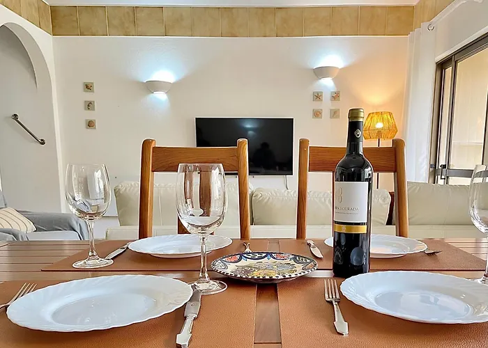 Acolhedor 2 Quartos - D. Ana Apartamento *